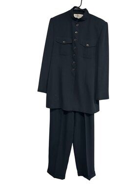 Jones New York 10 Black 2-Piece Suit Mandarin Collar Pleated Minimalist Noir